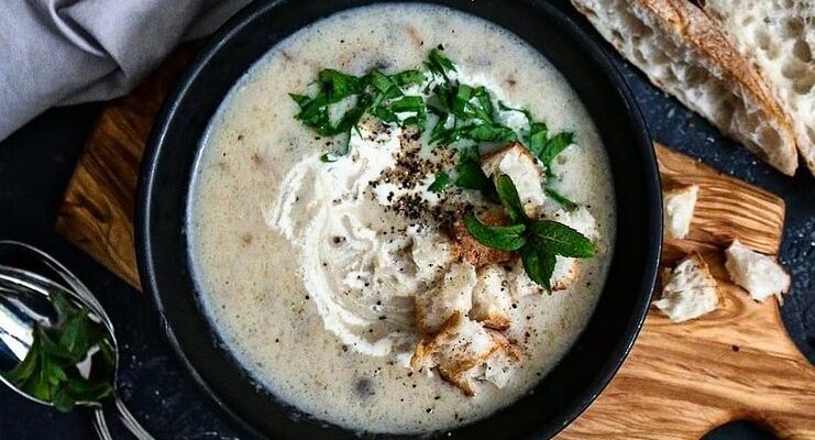 Kremalı Mantar Çorbası Nasıl Yapılır? Kremalı Mantar Çorbası Tarifi